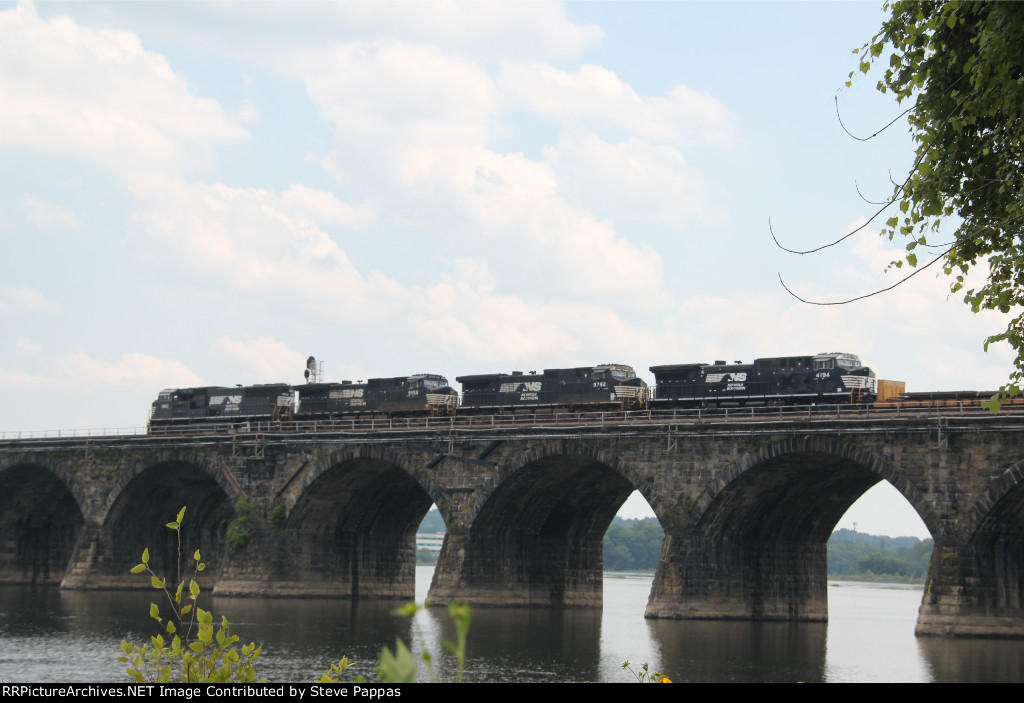 NS Train 15T has departed Enola yard and is crossing Rockville bridge